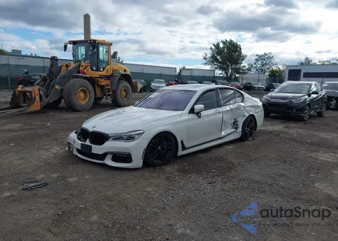 2016 BMW 750I xDrive z USA, uszkodzony, nr VIN WBA7B0C57GG526785